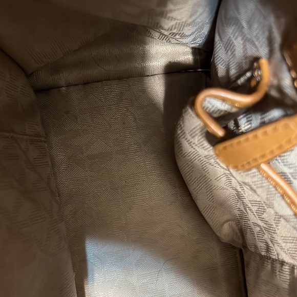 💥 LOWEST PRICE (small stain & imperfection) - Picture 14 of 15